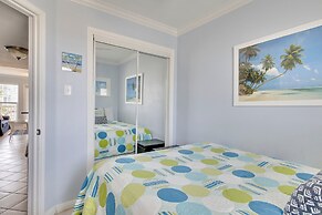 Seascape 1120 Studio Bedroom Condo by RedAwning
