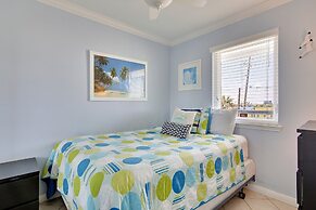 Seascape 1120 Studio Bedroom Condo by RedAwning