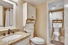 Seascape 2113 2 Bedroom Condo by RedAwning