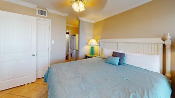 Seascape 2113 2 Bedroom Condo by RedAwning
