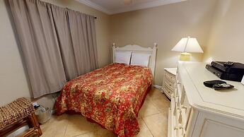 Seascape 2113 2 Bedroom Condo by RedAwning