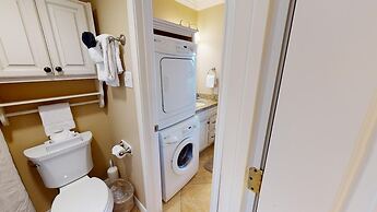 Seascape 2113 2 Bedroom Condo by RedAwning