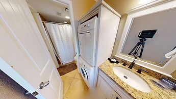 Seascape 2113 2 Bedroom Condo by RedAwning