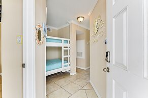 Seascape 1214 Studio Bedroom Condo by RedAwning