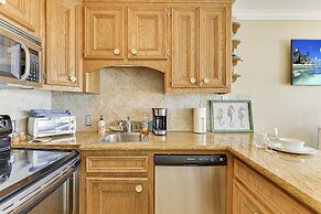 Seascape 1214 Studio Bedroom Condo by RedAwning