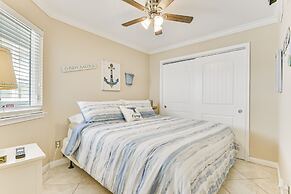 Seascape 1214 Studio Bedroom Condo by RedAwning