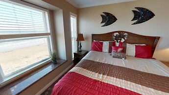 Seascape 1211 2 Bedroom Condo by RedAwning