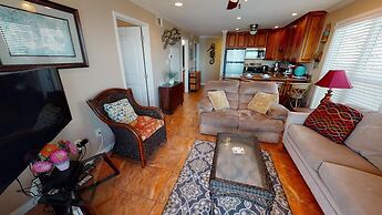 Seascape 1211 2 Bedroom Condo by RedAwning