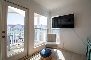 Seascape 2307 1 Bedroom Condo by RedAwning