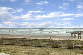 Seascape 2111 2 Bedroom Condo by RedAwning