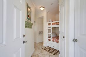 Seascape 1303 Studio Bedroom Condo by RedAwning