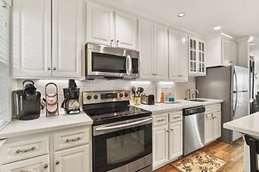 Seascape 1309 2 Bedroom Condo by RedAwning