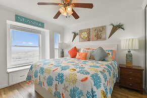 Seascape 1309 2 Bedroom Condo by RedAwning