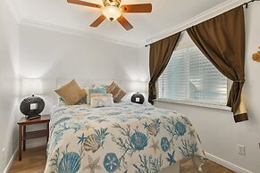 Seascape 1309 2 Bedroom Condo by RedAwning