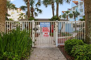 Seascape 2317 Studio Bedroom Condo by RedAwning