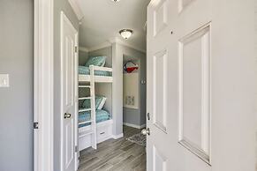 Seascape 2317 Studio Bedroom Condo by RedAwning