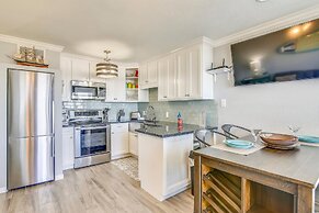 Seascape 2317 Studio Bedroom Condo by RedAwning