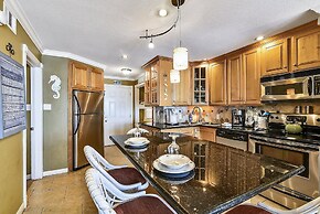 Seascape 1209 2 Bedroom Condo by RedAwning