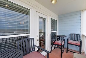 Seascape 1209 2 Bedroom Condo by RedAwning