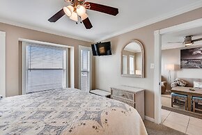 Seascape 2313 2 Bedroom Condo by RedAwning