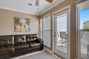 Seascape 2105 1 Bedroom Condo by RedAwning