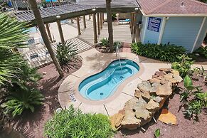 Seascape 2105 1 Bedroom Condo by RedAwning