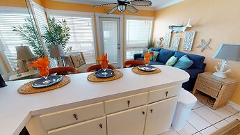 Seascape 1216 Studio Bedroom Condo by RedAwning