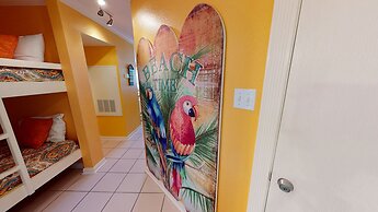 Seascape 1216 Studio Bedroom Condo by RedAwning