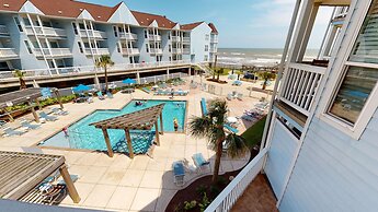 Seascape 1216 Studio Bedroom Condo by RedAwning