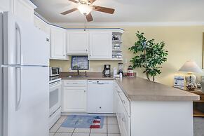 Seascape 2212 2 Bedroom Condo by RedAwning