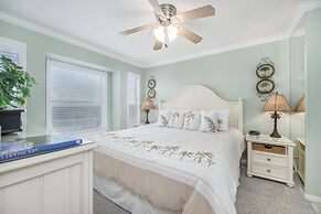 Seascape 2212 2 Bedroom Condo by RedAwning