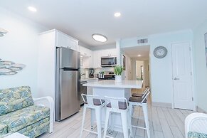 Seascape 2302 1 Bedroom Condo by RedAwning