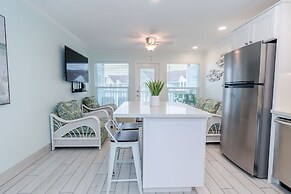 Seascape 2302 1 Bedroom Condo by RedAwning