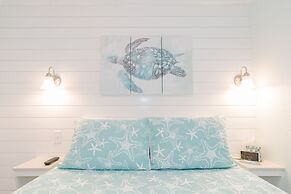 Seascape 2302 1 Bedroom Condo by RedAwning