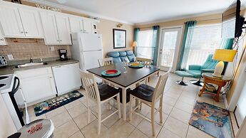 Seascape 2201 2 Bedroom Condo by RedAwning