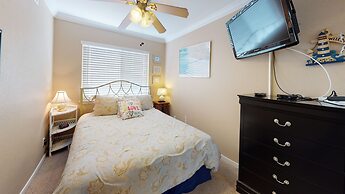 Seascape 2201 2 Bedroom Condo by RedAwning