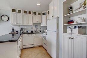 Seascape 1202 Studio Bedroom Condo by RedAwning