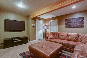 Golden Butte 4 Bedroom Home by RedAwning