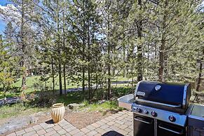 5 Vine Maple 6 Bedroom Home by Redawning