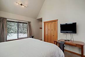 8 Mt Baker Home With Hot Tub by Redawning