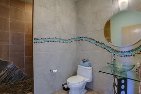 Alizes Modern Home with Views of the Columbia River Gorge by RedAwning