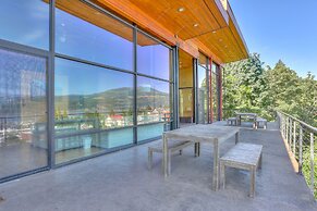 Alizes Modern Home with Views of the Columbia River Gorge by RedAwning