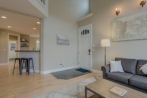 Vantage Point 3 Bedroom Townhouse by RedAwning