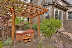 Vantage Point 3 Bedroom Townhouse by RedAwning