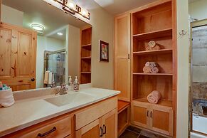 Hutson's Hideaway 1 Bedroom Apts by Redawning