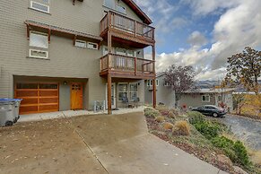 Hutson's Hideaway 1 Bedroom Apts by Redawning