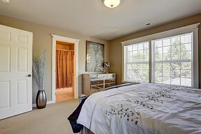 Westside Walkable 3 Bedroom Home by RedAwning