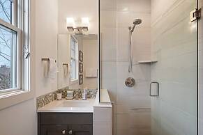 Pet-Friendly Cairn Home features Private Hot Tub and Fire Pit on the B