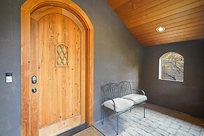 Drake Park 3 Bedroom Home by RedAwning