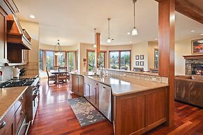 Drake Park 3 Bedroom Home by RedAwning